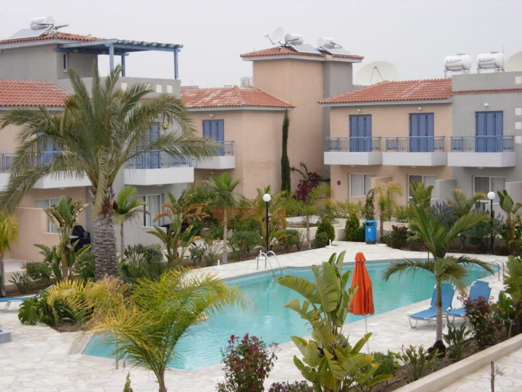 Helios Cottages Paphos Ngoại thất bức ảnh